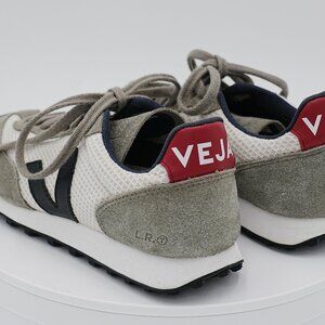VEJA Rio Branco Mesh Suede Sneakers Natural Grey Red Logo